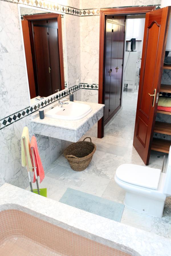 Duplex Karivu Gavidia Apartment Sevilla Bagian luar foto